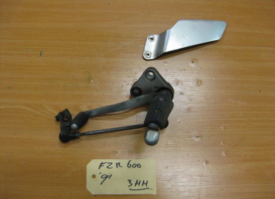 Main step holder left Yamaha FZR 600