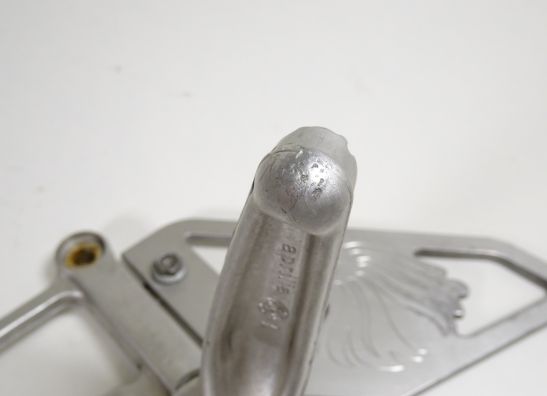 Schetsplaat links Aprilia RSV 1000