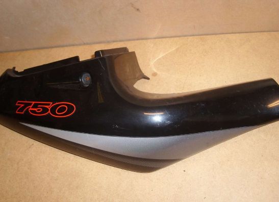 Rechter achterkant Suzuki GSX R 750