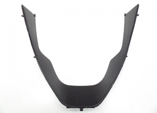 Cowl V shape under Kawasaki ZX 9 R