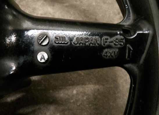 Front Wheel Yamaha YZF R1