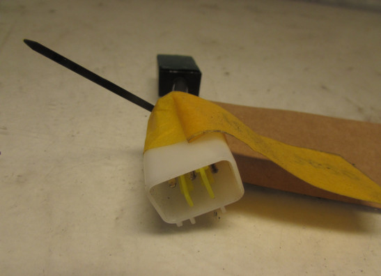 Relais unit Yamaha YZF R6