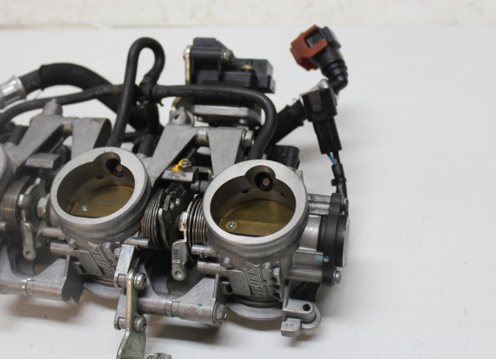 Gasklephuis Triumph Daytona 675 