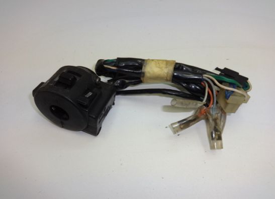 Stuurschakelaar links Honda VF 700  750 C Magna