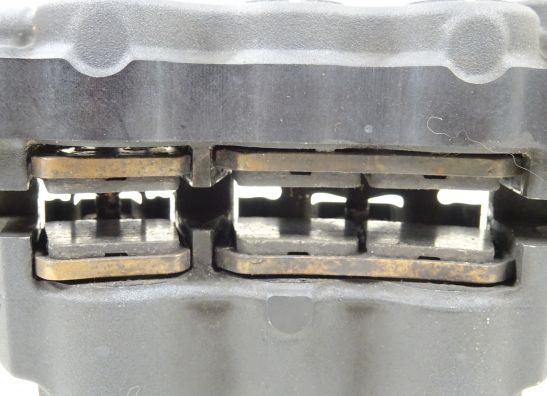 Brake caliper right front Yamaha YZF R1