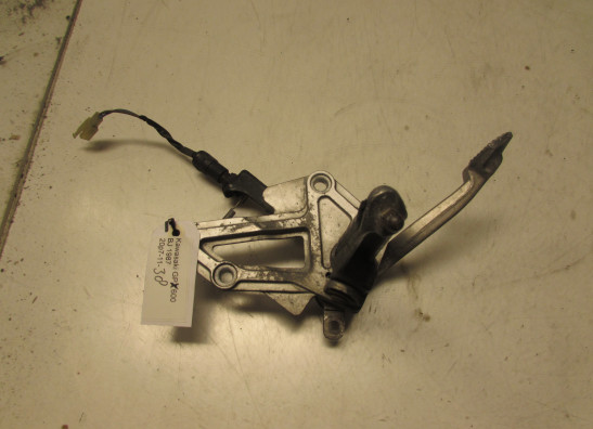 Fussrastetrager vorne rechts Kawasaki GPX 600