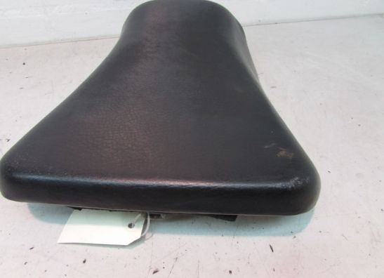 Zadel Yamaha FZR 600