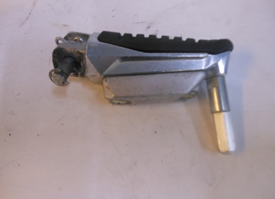 Footrest right Suzuki GSX R 1300 Hayabusa