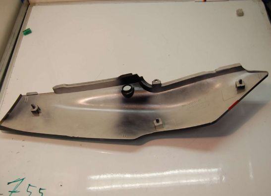 Rechter achterkant Yamaha YZF 750