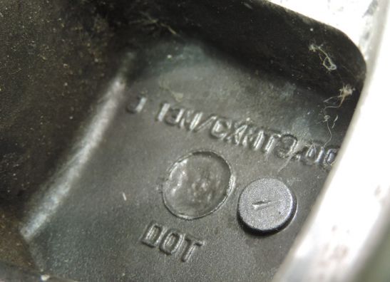 Voorvelg met band Suzuki Burgman 400