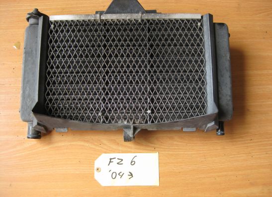 Radiateur Yamaha FZ6