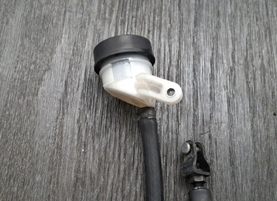 Rempomp achter BMW R 1250 GS