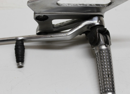 Main step holder left Suzuki GSX R 750 RK