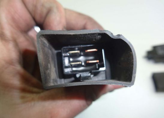 Relais unit Honda CBR 1100 XX