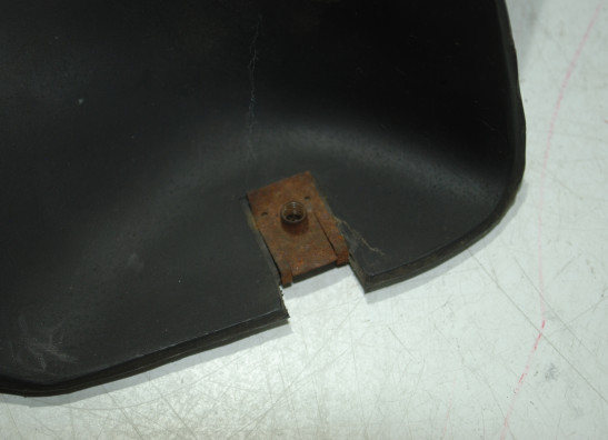 Cowl left inner Triumph 900 Daytona