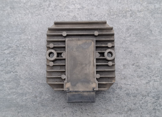 Regler Gleichrichter Kawasaki GPZ 600