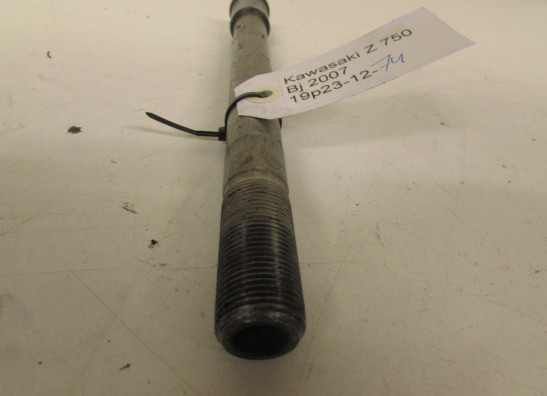 Axle front Kawasaki Z 750