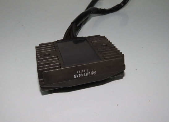 Spanningsregelaar Moto Guzzi V85 TT