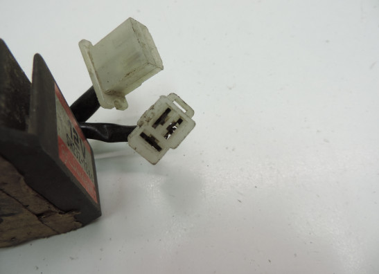 Regler Gleichrichter Honda CB 400