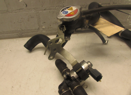 Kuhler Teile Honda CB 600 F