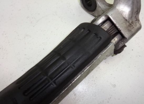 Fussraste rechts Honda CBR 1000 F