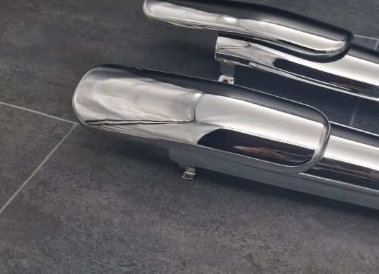 Uitlaat Triumph Thunderbird 1600