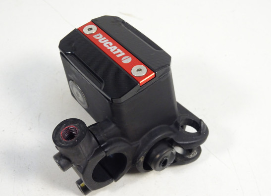 Rempomp Ducati monster 696