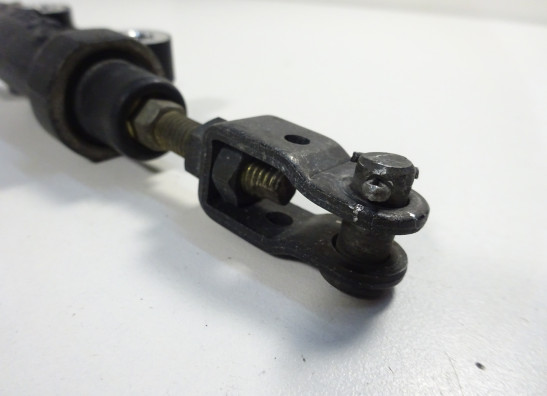 Rempomp achter Yamaha FZ6