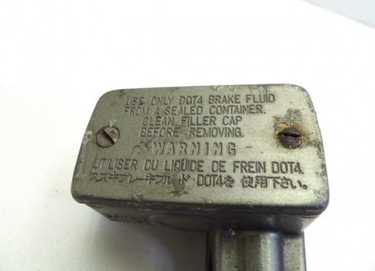 Front brake master cylinder  Suzuki VX 800