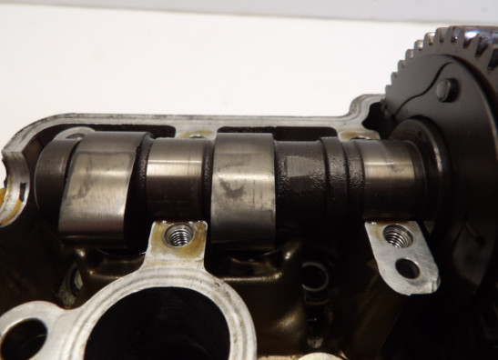 Cylinder head Honda VFR 750