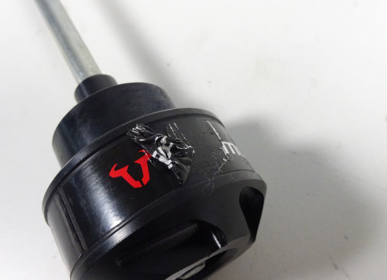 Axle front Yamaha Tracer 900