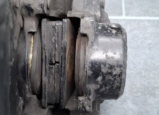 Rear brake caliper Suzuki GSX 1100 G