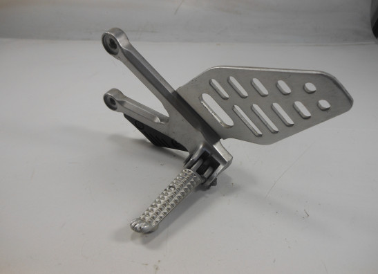 Main step holder left Yamaha YZF R6