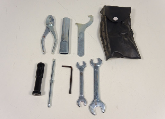 Tool set Suzuki GSR 750