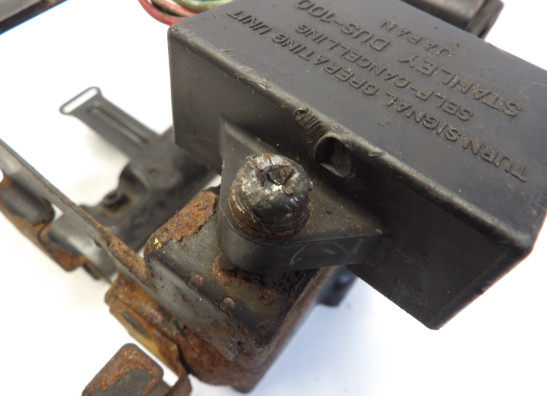 Batterie befestigung Kawasaki ZEPHYR 550