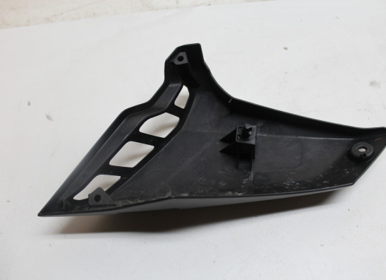 Rechter luchtbuis Yamaha MT 09