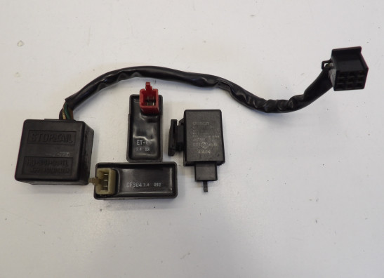 Relais unit Honda VT 700 750