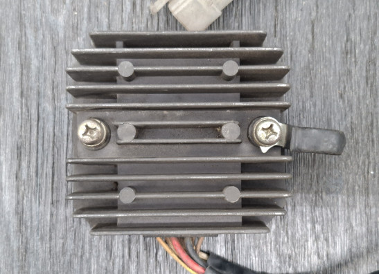 Regler Gleichrichter Yamaha XV 920