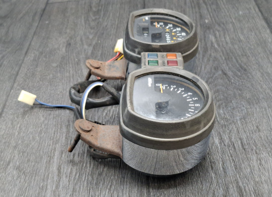 Meter combination Yamaha XJ 550