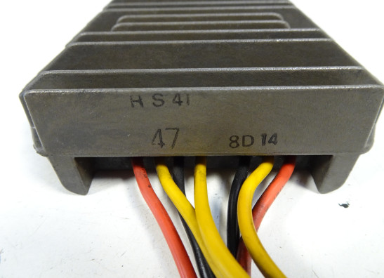 Spanningsregelaar Triumph Sprint ST 1050