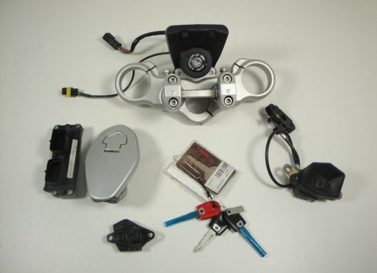 Schlosssatz Ducati Multistrada 1100