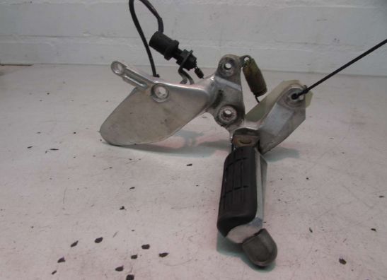 Fussrastetrager vorne links Yamaha FZR 600