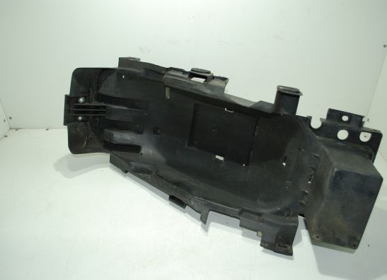 Rear fender Yamaha GTS 1000