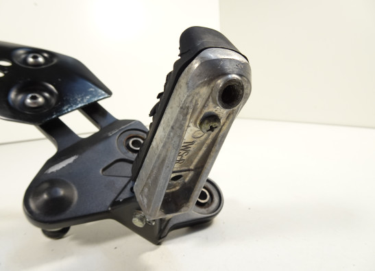 Fussrastetrager vorne rechts Yamaha Tracer 700