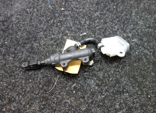 Bremszylinder hinten Suzuki GSX S 750