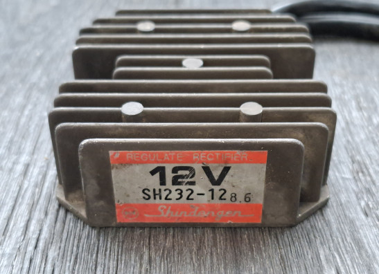 Spanningsregelaar Honda CB 400