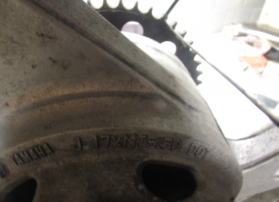 Achterwiel compleet Yamaha GTS 1000