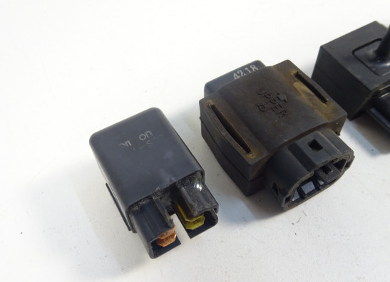 Relais Suzuki GSX R 600