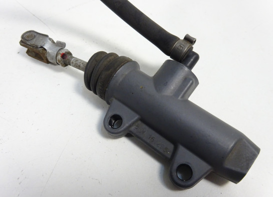 Rempomp achter BMW K 1200 S 