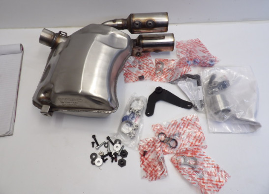 Uitlaat Ducati Scrambler Cafe Racer